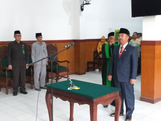 Pelantikan Iyus Suryana, S.H., M.H. (Panitera) Pengadilan Negeri Sidoarjo Kelas 1A Khusus